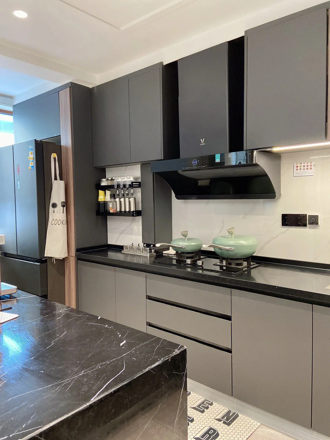 Kitchen Cabinets - Image 3